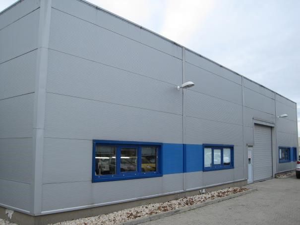 Jean Rousseau Gyártócsarnok Győr