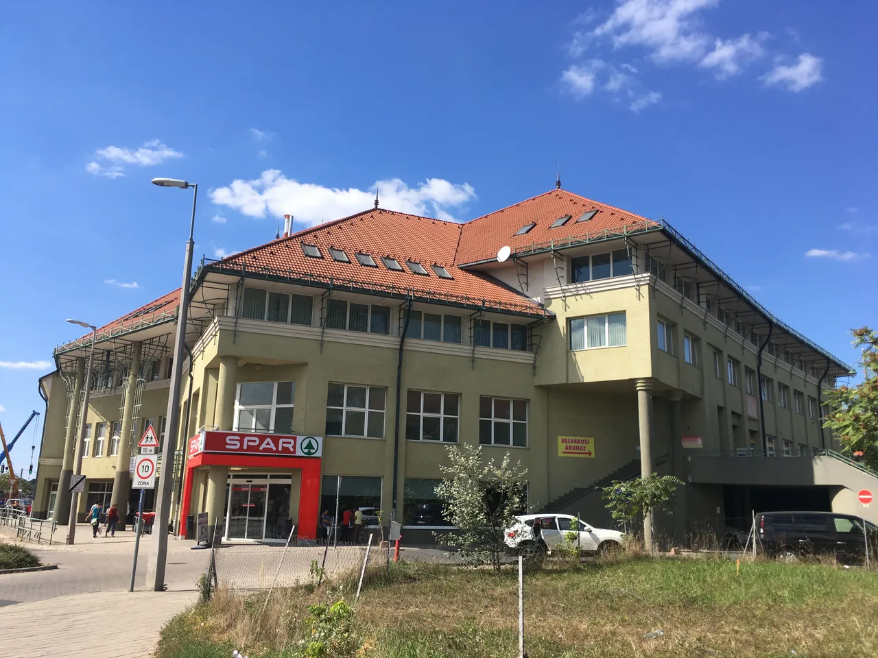 Agrár iroda- és üzletház, Kaposvár